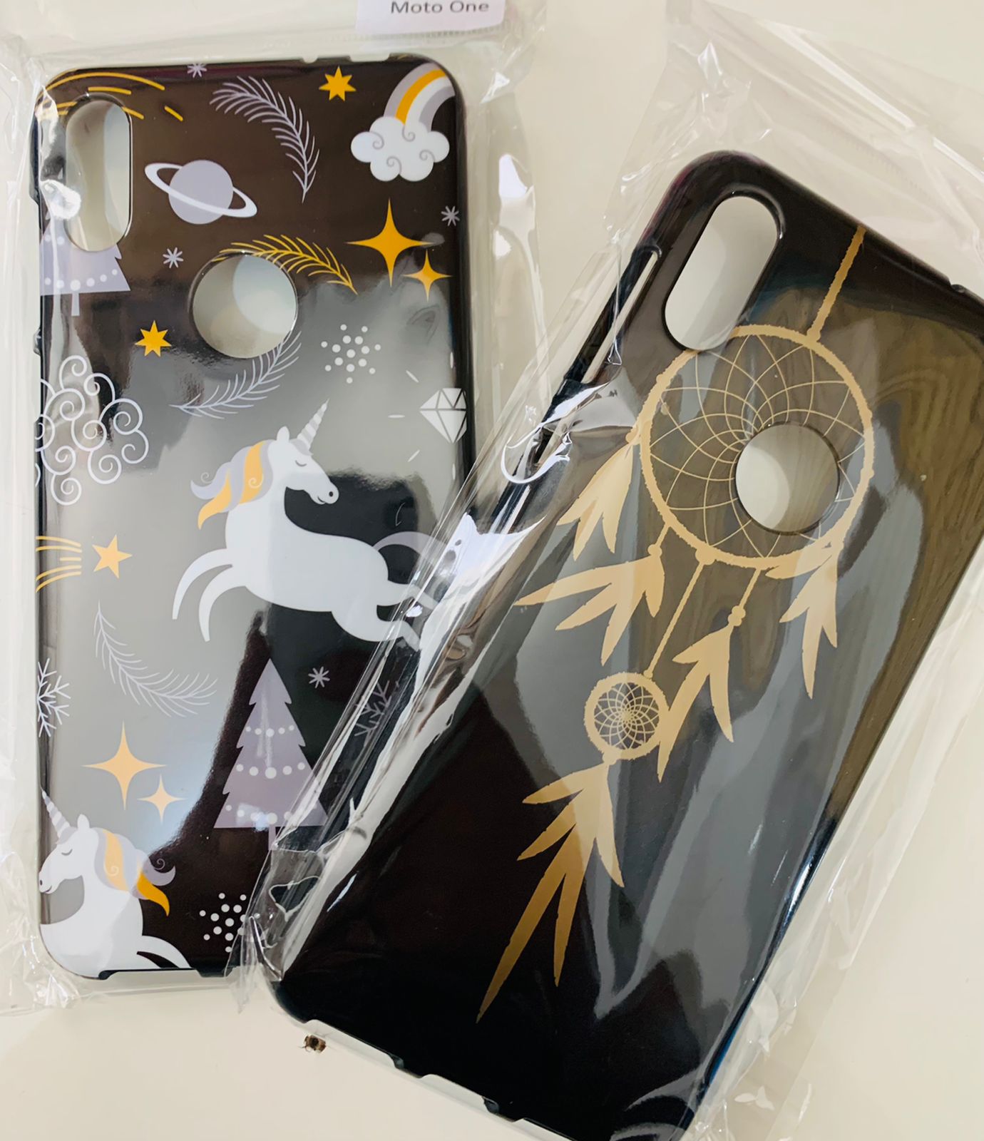Capa Desenhada Feminino Motorola One  - Capinhas para Celular - Central - unidade    Cod. CP FEM MT ONE 