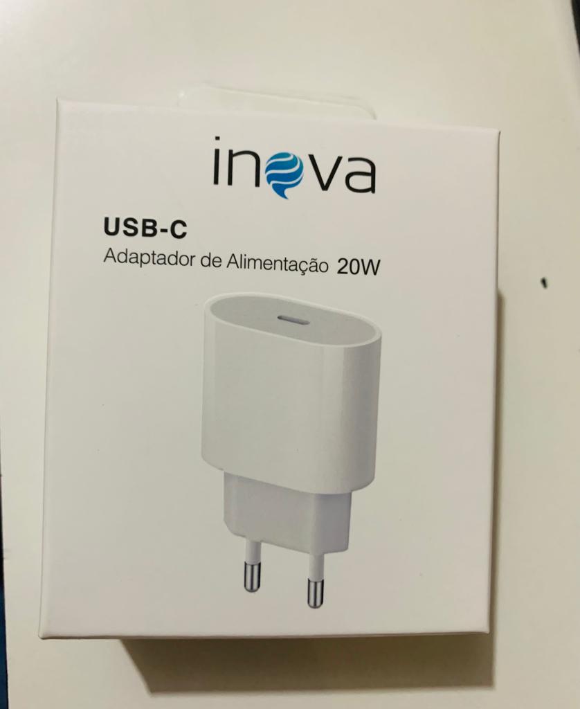  - Fontes - branco - Central - unidade    Cod. FONTE ADAPTADOR USB-C CAR-0094