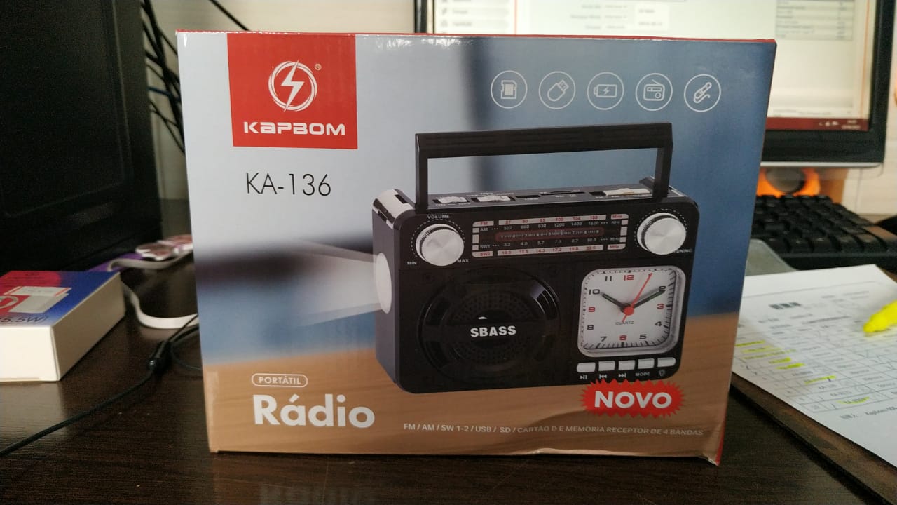  - Rdios - unidade    Cod. Rdio Porttil Retro AM/ FM KA-136 