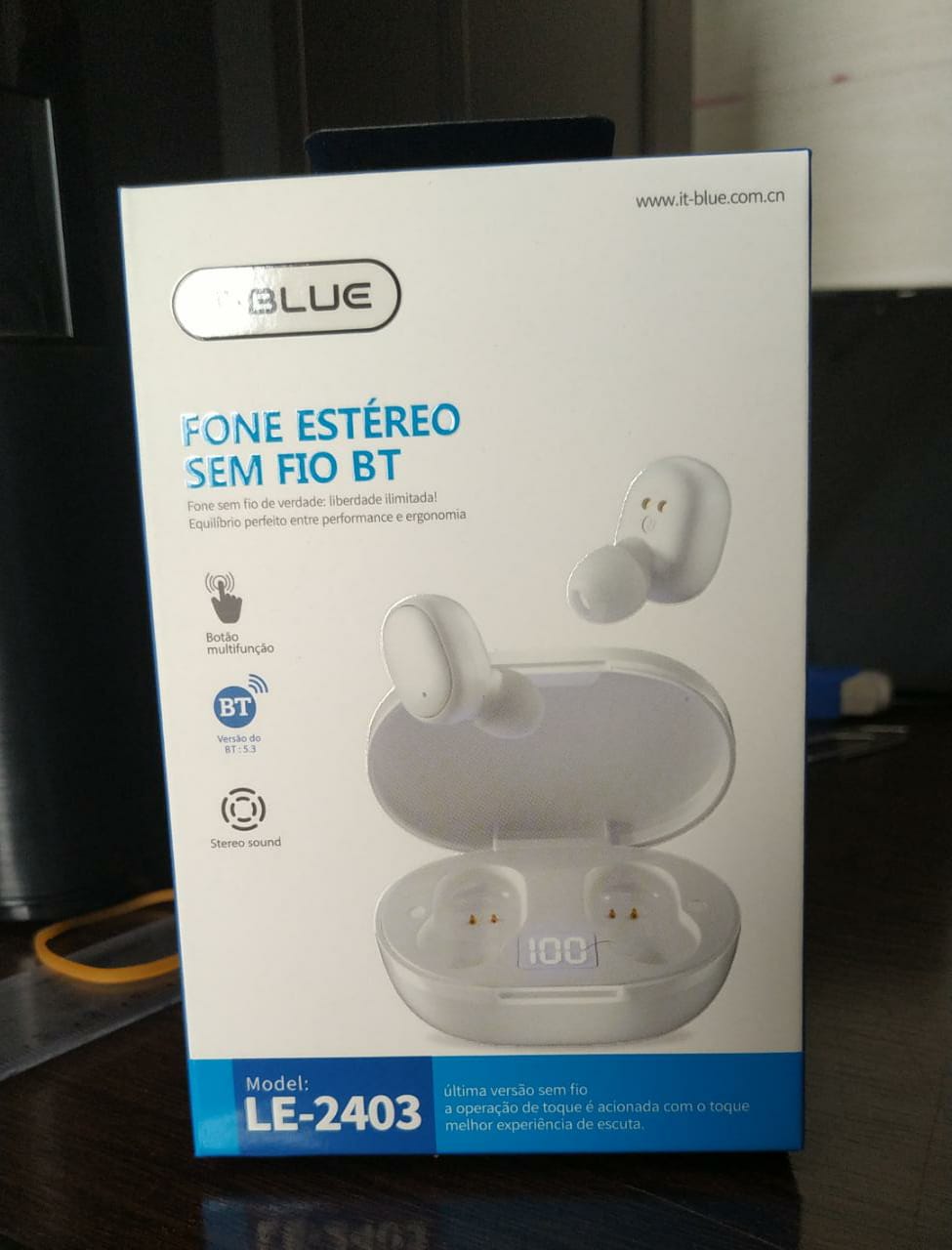 Fone de Ouvido Sem Fio Dots Air Branco e Preto - Fones - IT-Blue - unidade    Cod. LE-2403