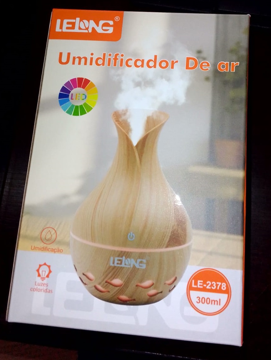  - Umidificador - unidade    Cod. UMIDIFICADOR COM LUZES COLORIDAS 300ML LE-2378
